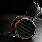 Audeze LCD-2 Headphones Over-Ear com Drivers Neodímio de 106mm e Design Elegante em Madeira e Couro